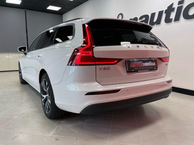 VOLVO V60 2.0 B4 CORE AUTO