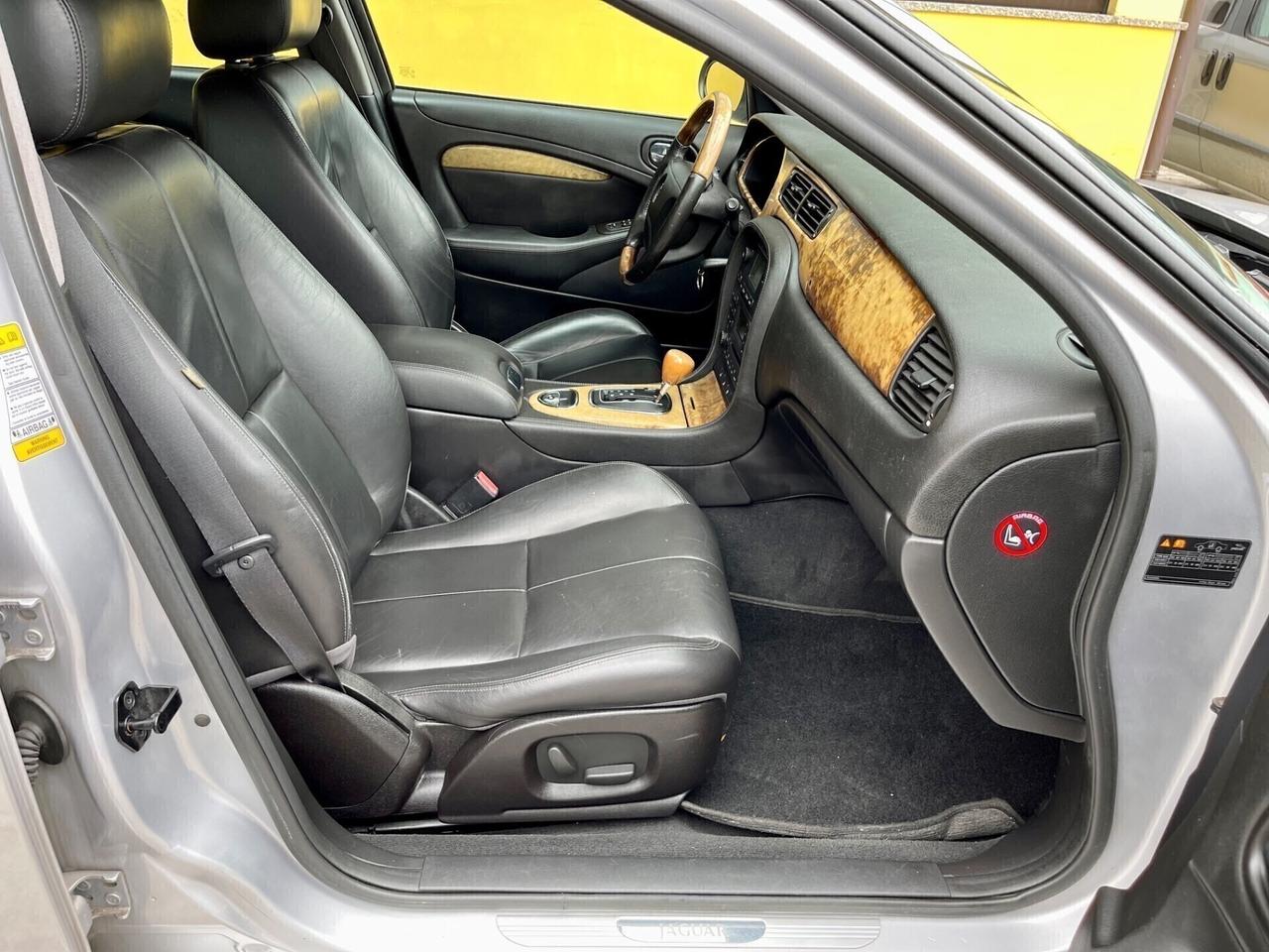 Jaguar S-Type 2.7D 152kw V6 UNICO PROPRIETARIO 12-