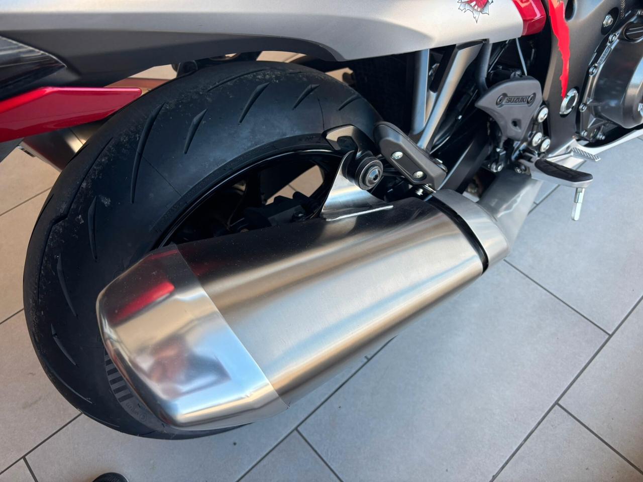 Suzuki Hayabusa GSX 1300 R UNICO PR.