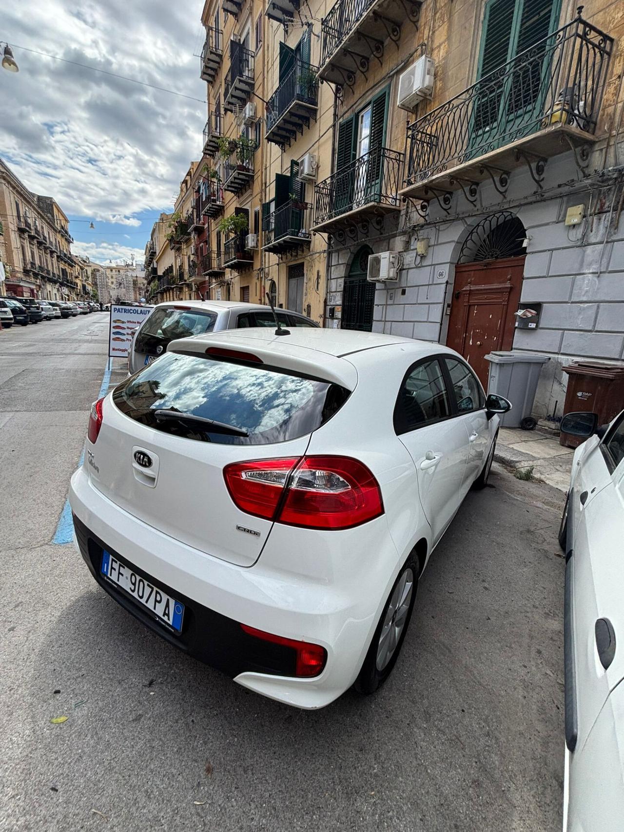 Kia Rio 1.1 CRDi 5p. Cool Collection N1 FINANZIABILE