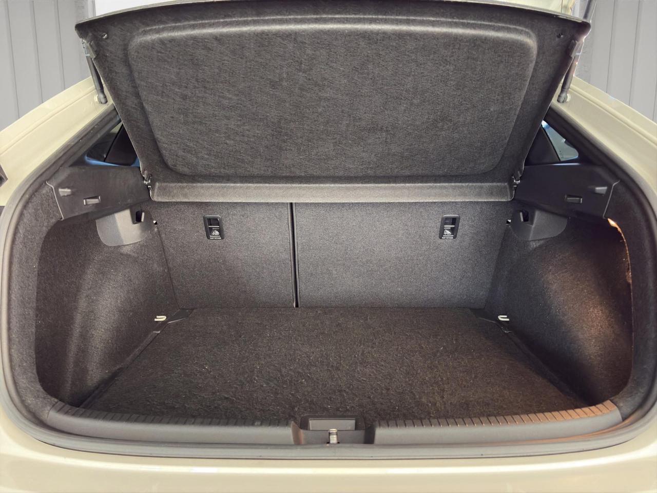 Volkswagen Taigo 1.5 tsi R-Line 150cv dsg