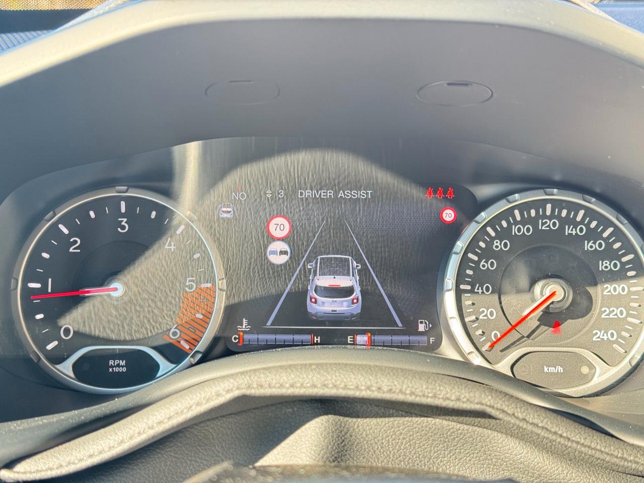 Renegade 1.6 130 CV Limited Telecamera e Navigatore