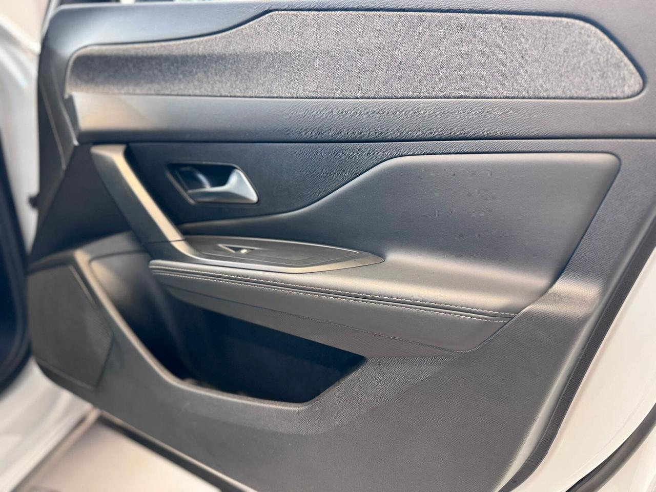 Peugeot 408 PureTech 130 S&S EAT8 Allure