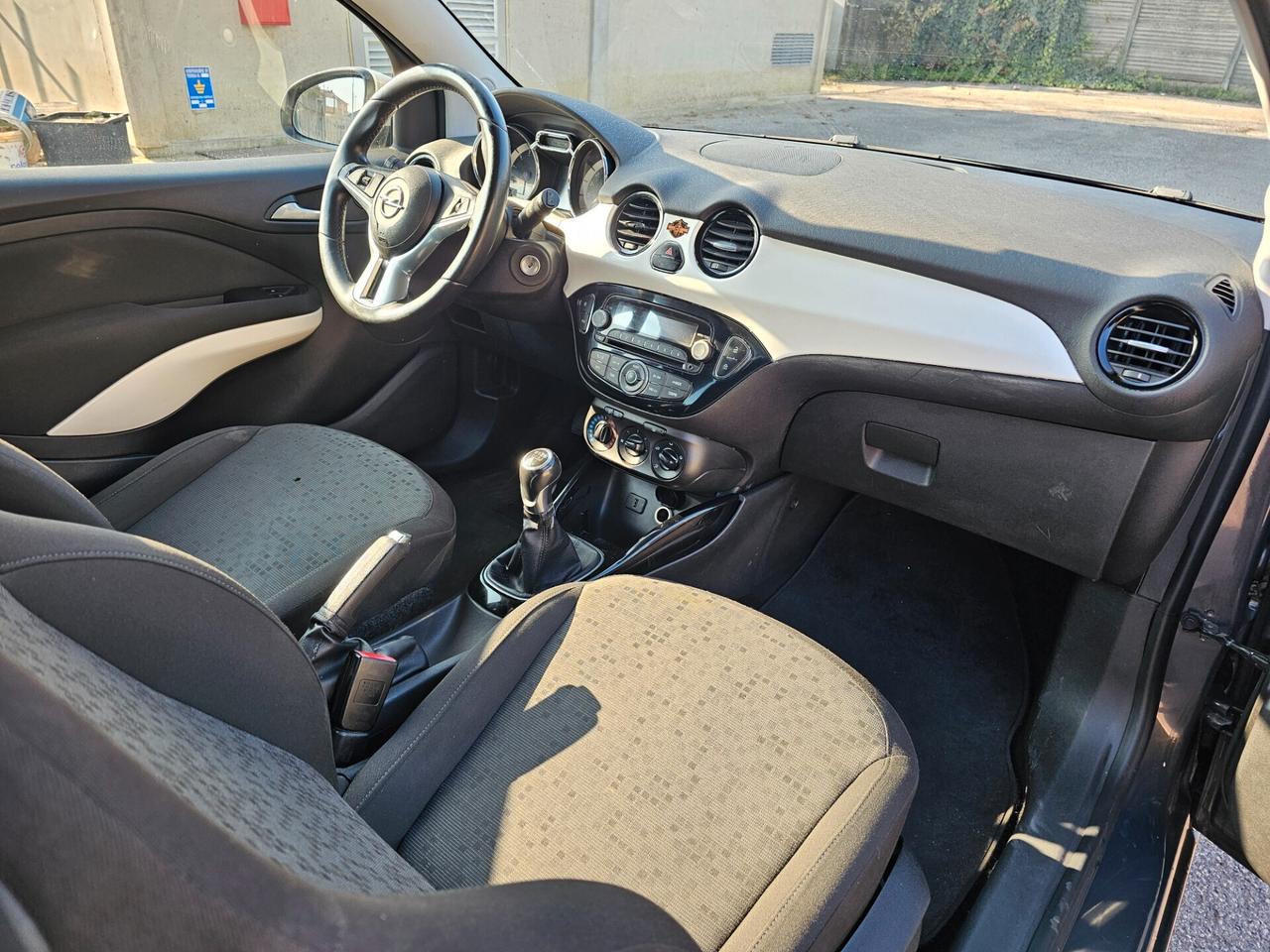 OPEL ADAM 1.2 70 CV GUIDABILE DA NEOPATENTATI