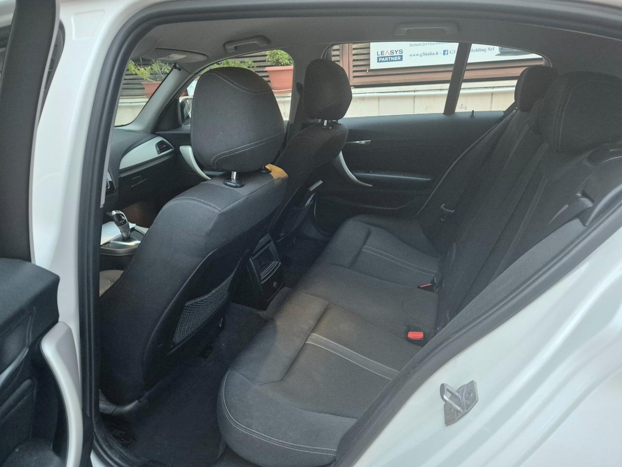 Bmw 116d 5p. Urban AUTO