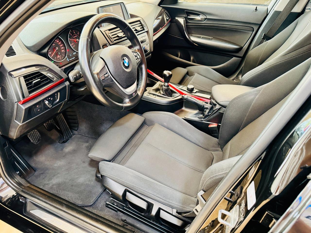 BMW 120d xDrive 5p. Sport / Led / Interni M