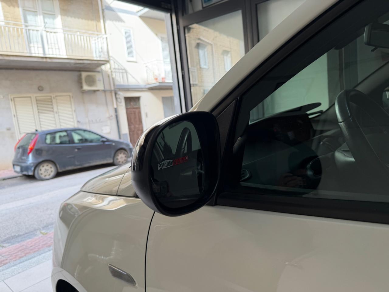 Lancia Ypsilon 1.2 Benzina 69 CV Platinum