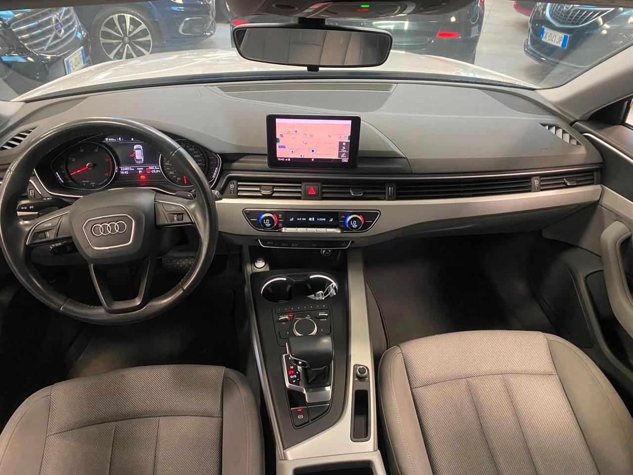 Audi A4 Avant 30 TDI S tronic line edition