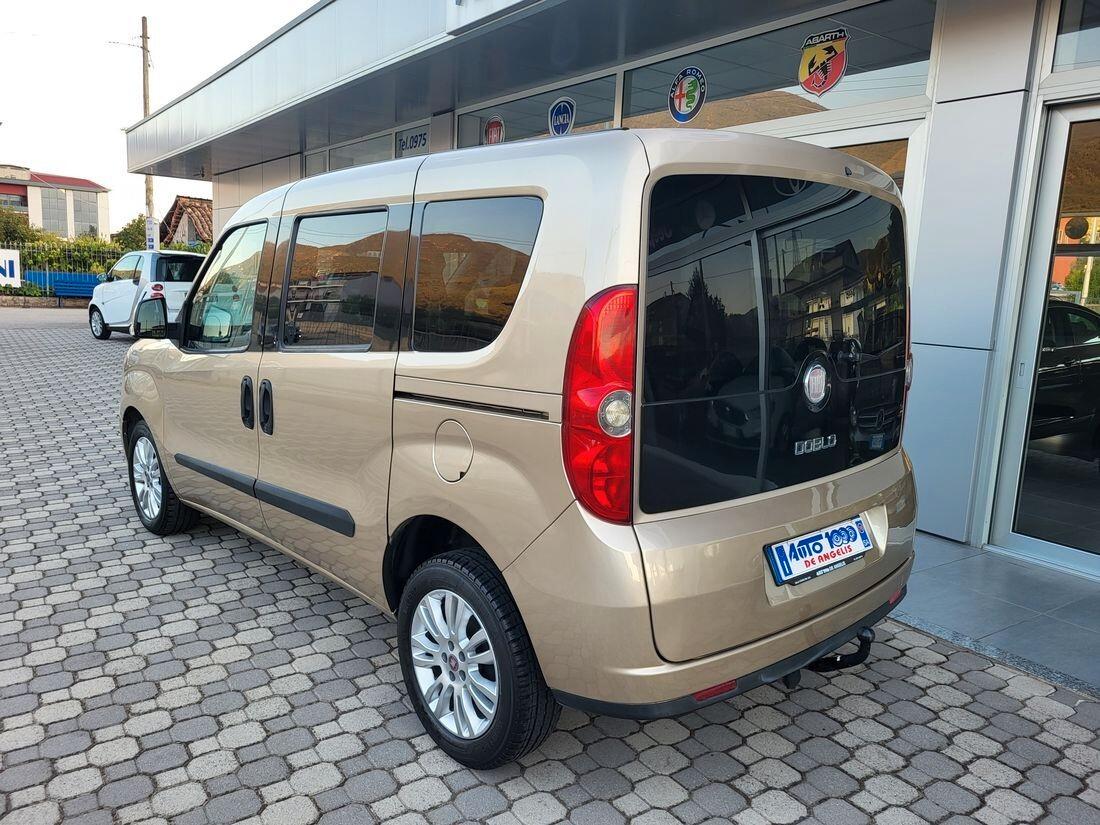 Fiat Doblo Doblò 1.6 MJT 5 POSTI Emotion con GANCIO TRAINO