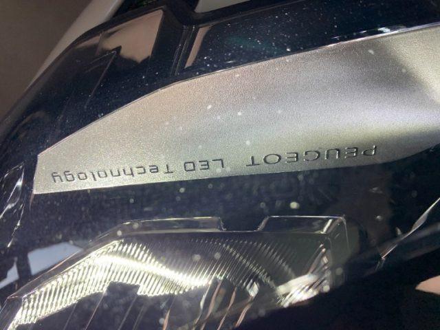PEUGEOT 3008 1.5 BlueHDi Active Pack