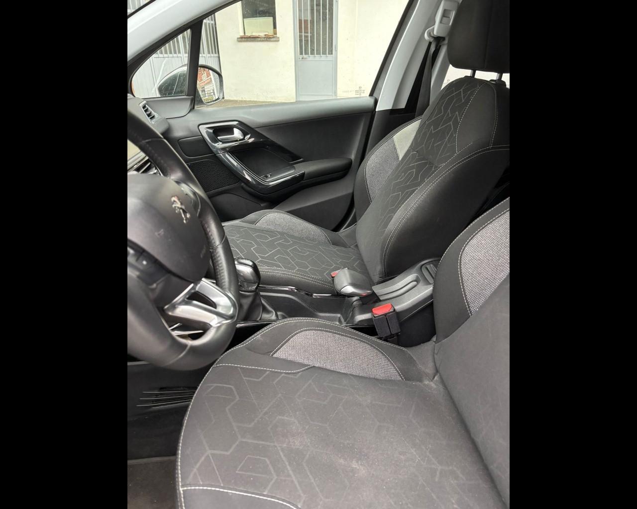PEUGEOT 2008 1° serie - PureTech 82 S&S Active