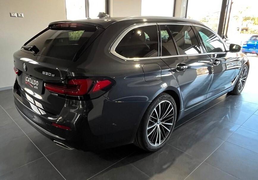 Bmw 530 530e xDrive Touring Luxury