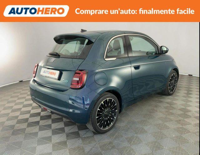 FIAT 500e Berlina 42 kWh La Prima