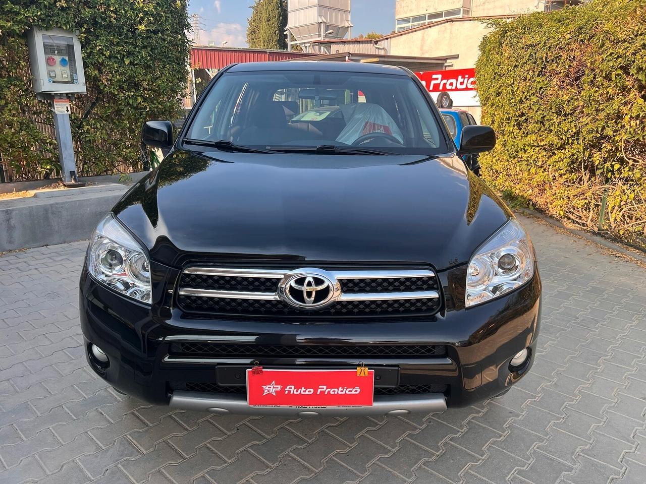 Toyota RAV 4 RAV4 2.2 D-4D 136 CV Sol