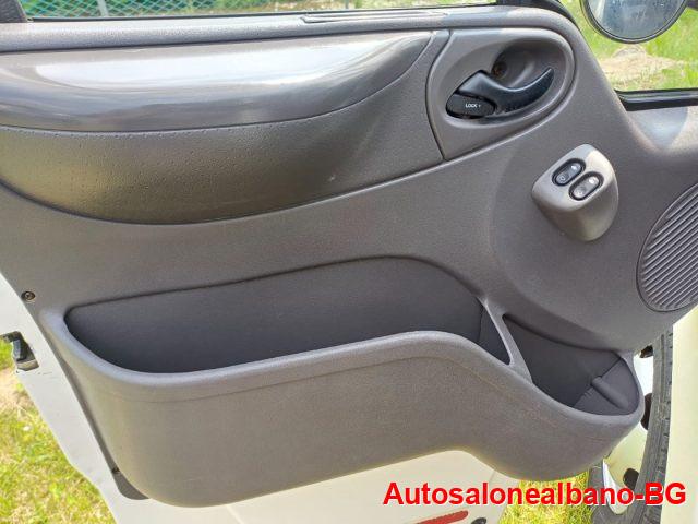 FORD Transit 300 2.0 TDCi/125 cat PC Autoc.