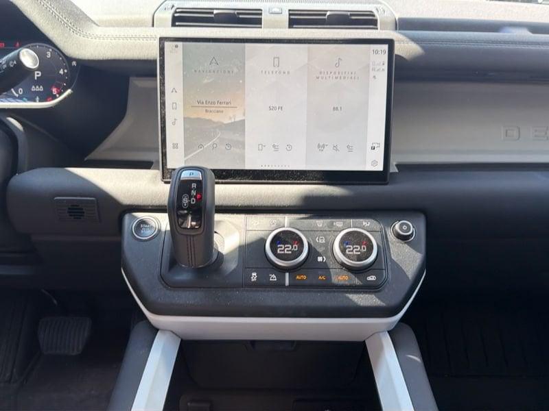 Land Rover Defender 3.0 D6 200 110 S AWD auto. N1 autocarro