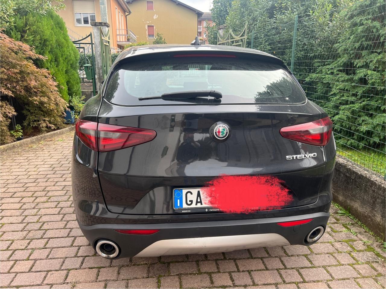 Alfa Romeo Stelvio 2.2 Turbodiesel 160 CV AT8 RWD Business