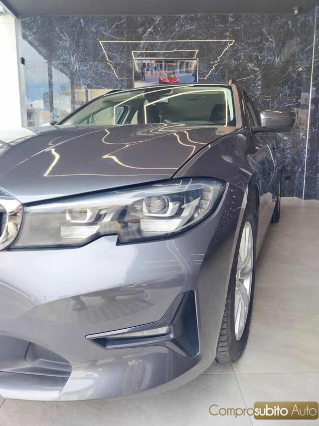 BMW 318 d Touring Luxury