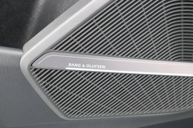 Audi Q5 40 2.0 tdi mhev 12V S line quattro s-tronic N1