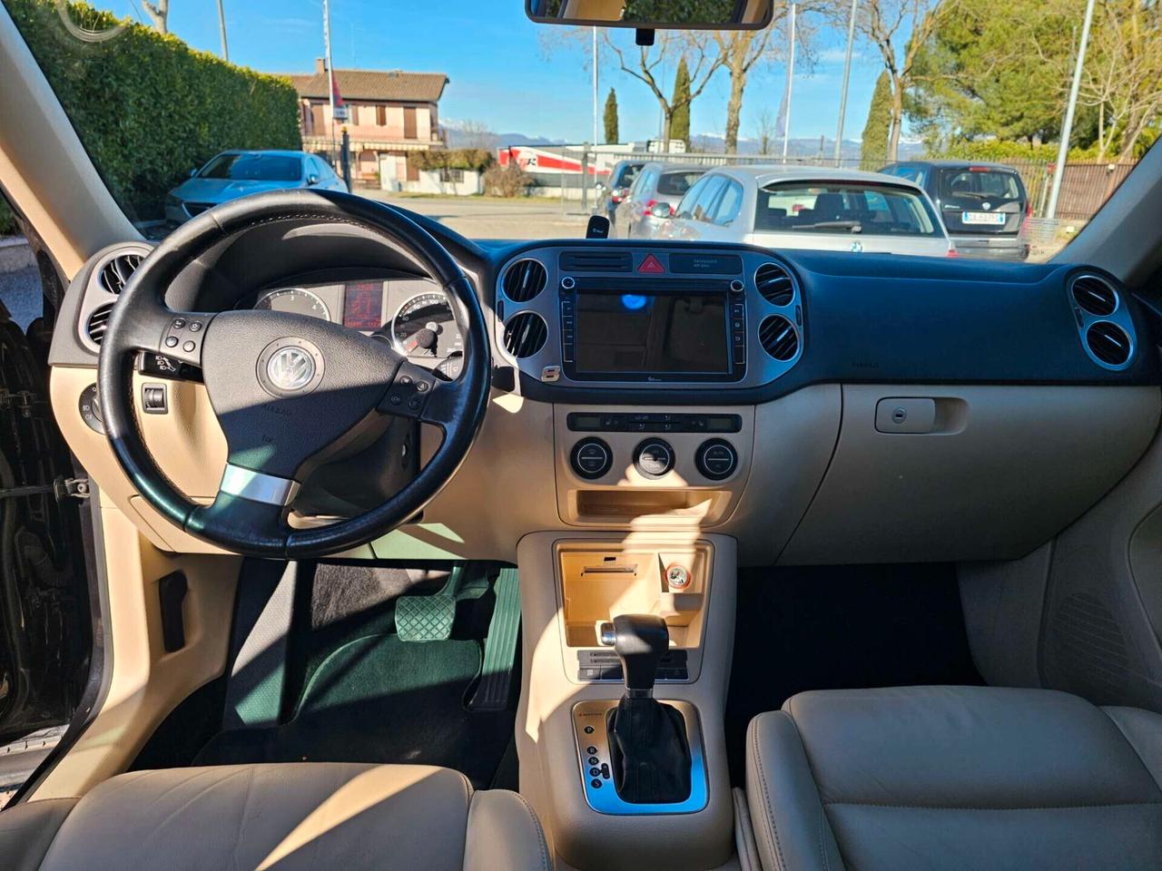 Volkswagen Tiguan 2.0 16V TDI DPF 4 MOTION tiptronic Sport & Style (18°)