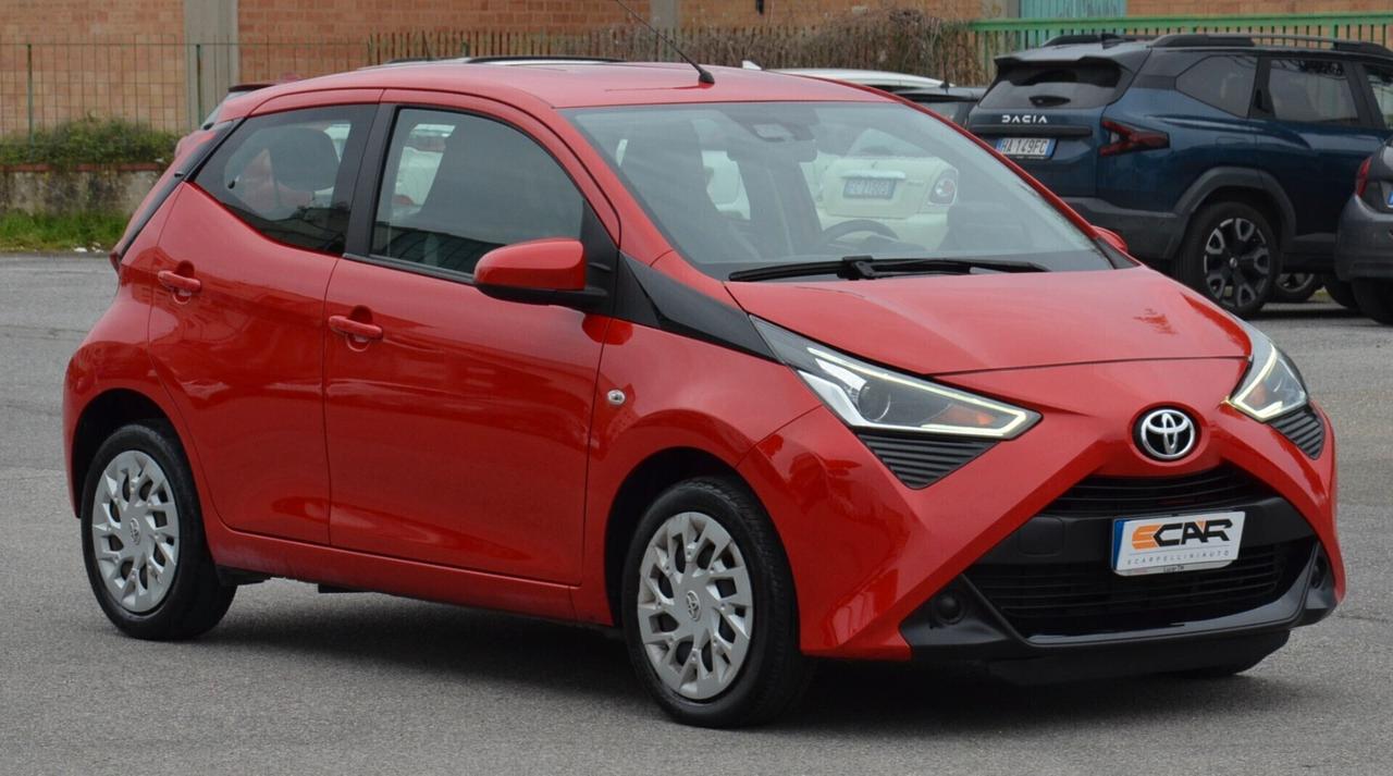 Toyota Aygo 1.0 VVT-i 72 CV 5 porte x-clusiv