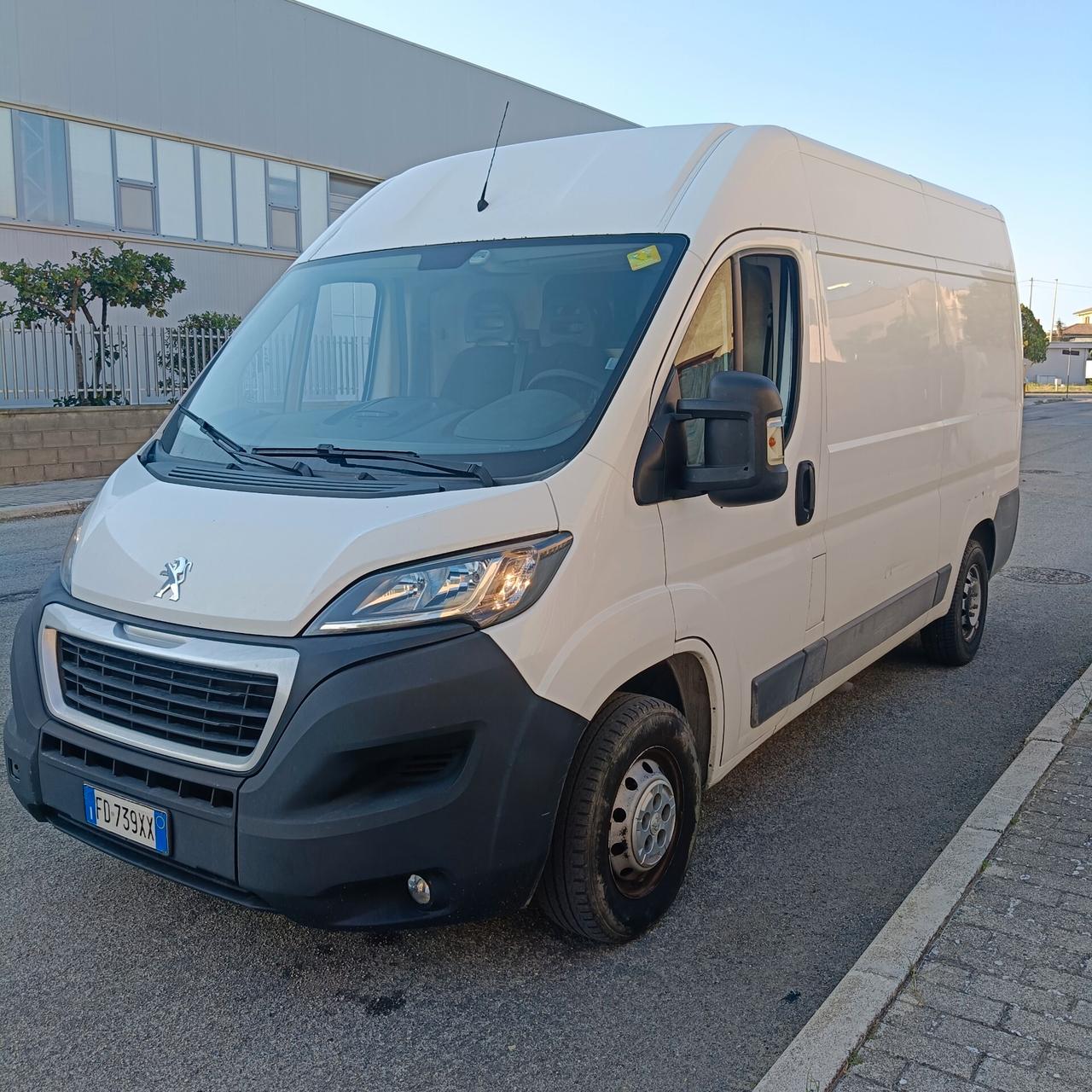 Peugeot Boxer 335 2.0 BlueHDi 130CV PC-TN Furgone