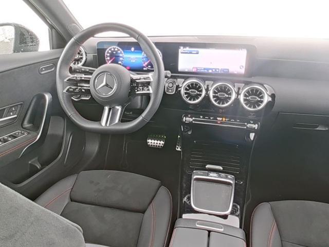 MERCEDES-BENZ A 180 Automatic AMG Line Advanced Plus