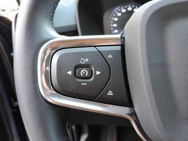 VOLVO XC40 B4 BENZINA AWD INSCRIPTION AUTOMATICA