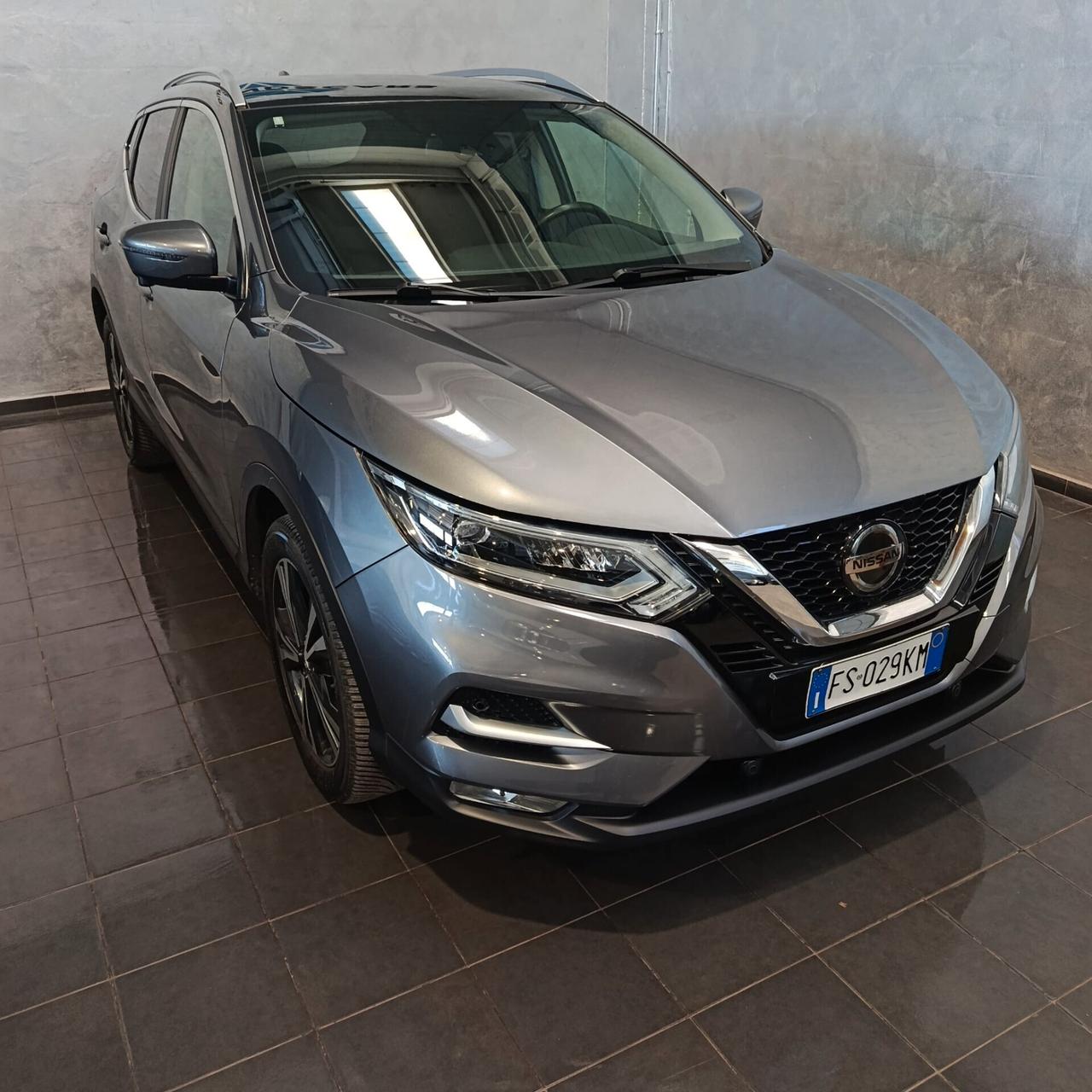 Nissan Qashqai 1.2 BENZINA AUTOMATICA NEOPATENTATI