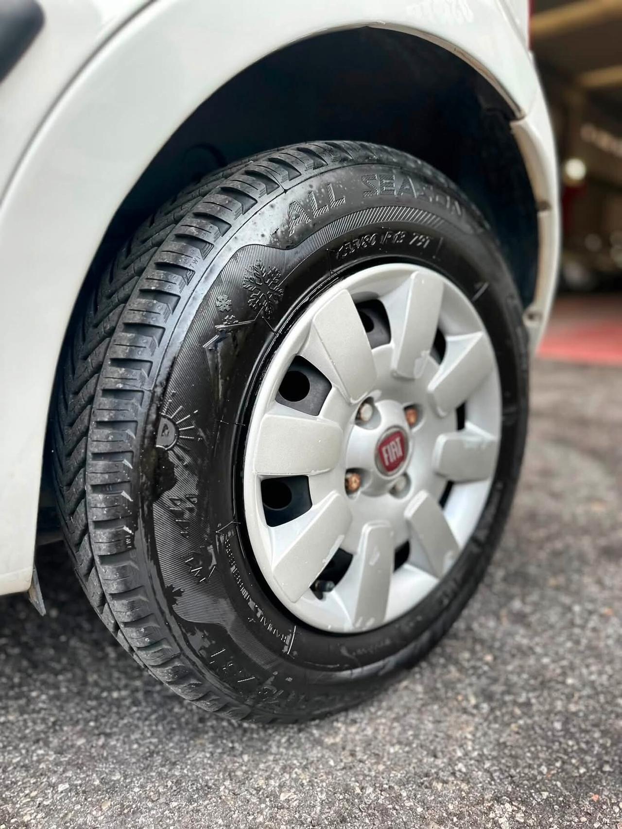 Fiat Panda 1.1 Active neopatentati KM CERT