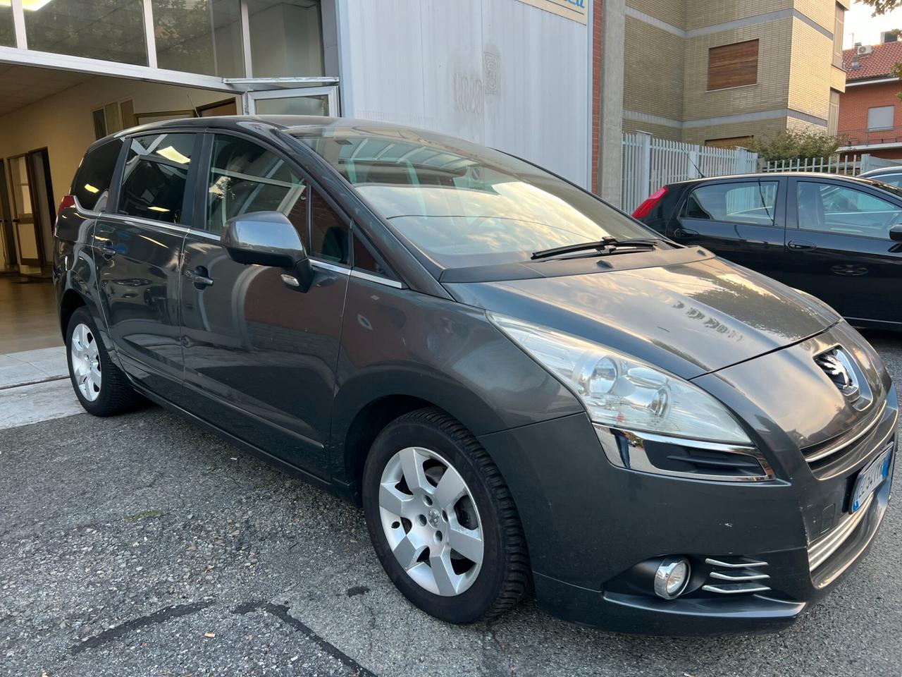 Peugeot 5008 1.6 HDi 112CV Business