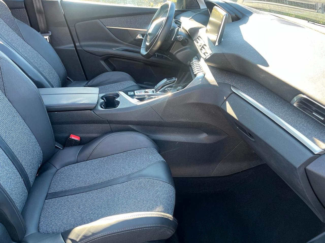 Peugeot 3008 BlueHDi 120 EAT6 S&S Allure