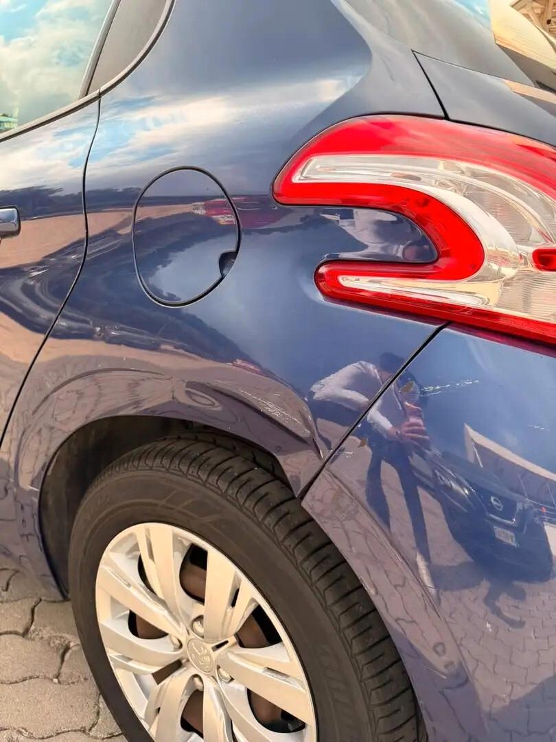 Peugeot 208 1.4 HDi 68 CV 5 porte Active