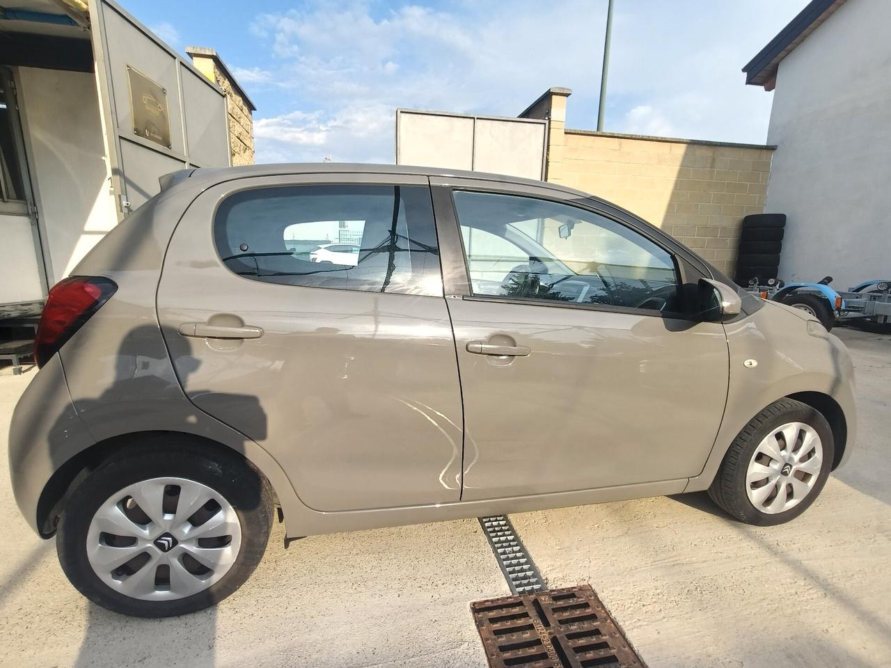 Citroen C1 PureTech 82 5 porte Shine