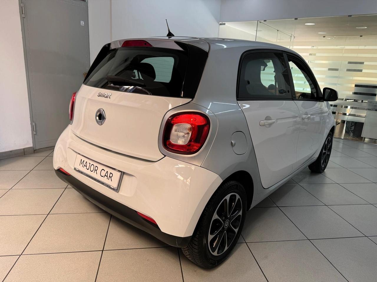 Smart ForFour 1.0 Passion 5 Porte Manuale