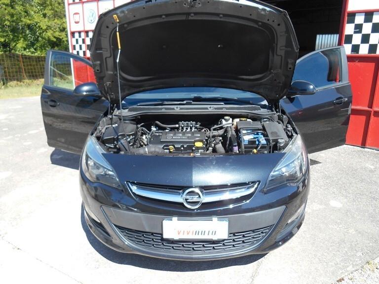 Opel Astra 1.4 Turbo 140CV Sports Tourer GPL Tech Elective