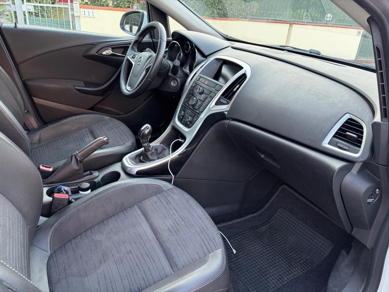 Opel Astra 1.4 Turbo 140CV 5 porte GPL Tech Electiv Euro6