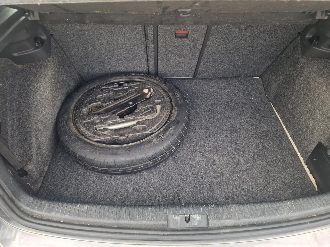 Volkswagen Golf 1.6 5p. Comfortline BiFuel