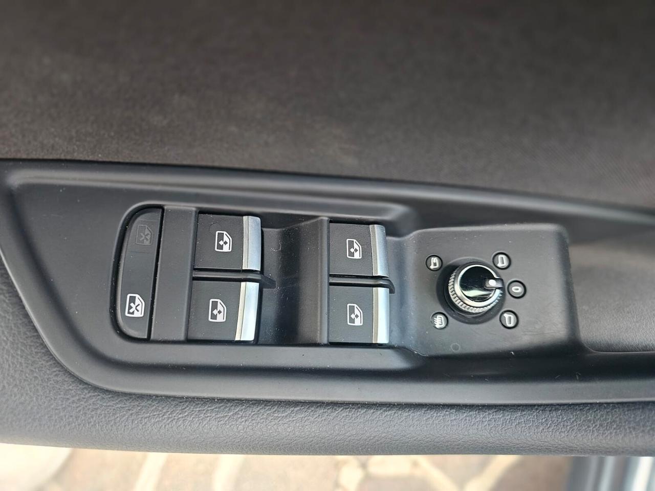 Audi A4 40 TDI quattro S tronic Business Advanced