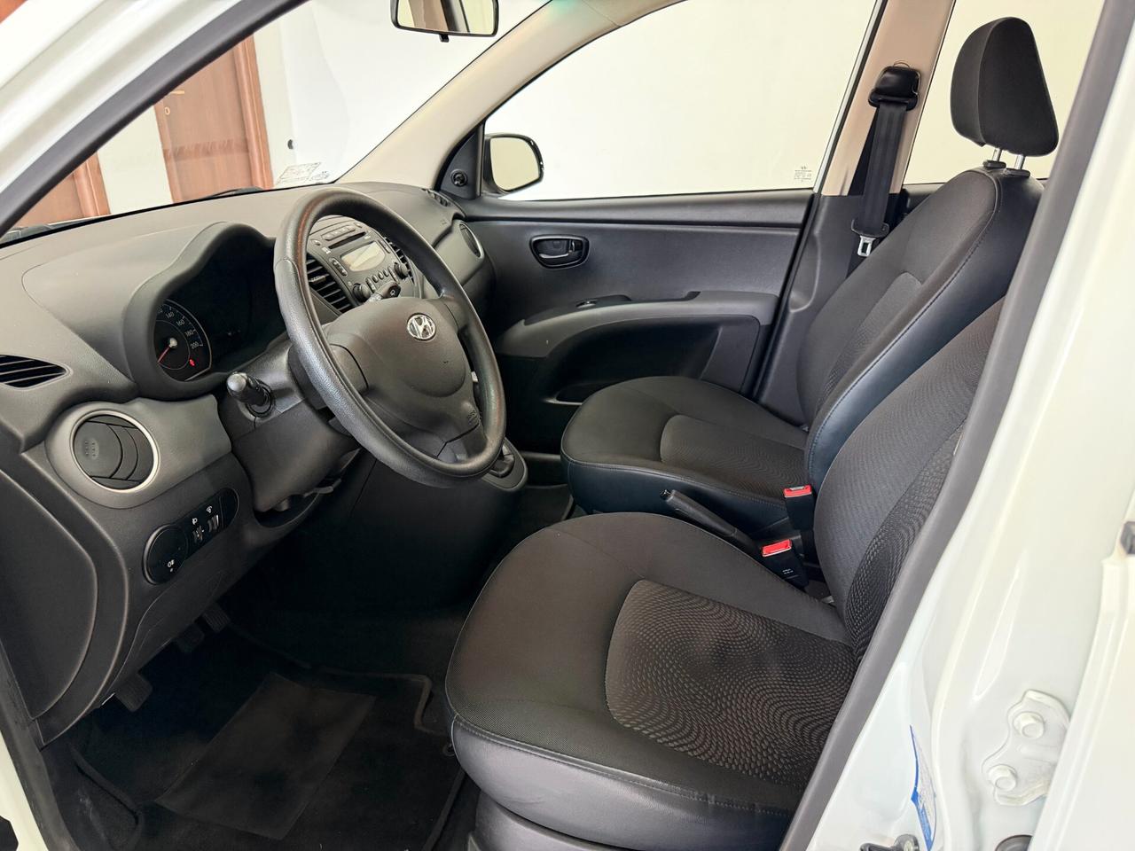 Hyundai i10 2013 1.1 12V Classic Plus CON SOLO 27000KM