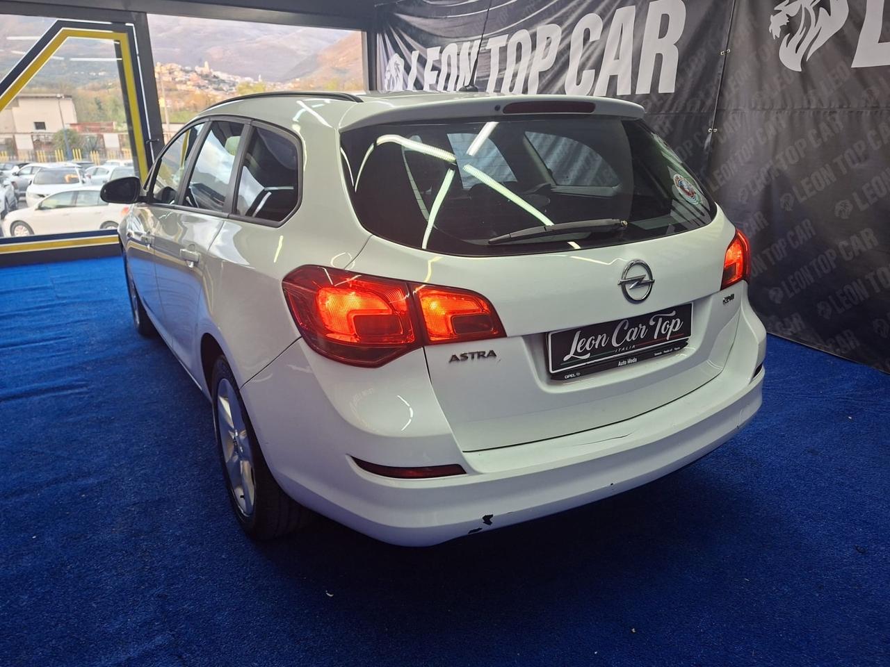 Opel Astra 1.7 CDTI 110CV Sports Tourer Cosmo