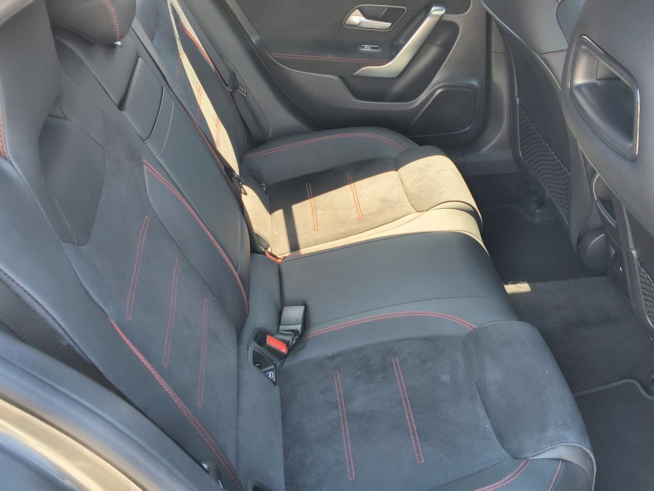 Mercedes-benz A 180 d Automatic AMG Line Premium