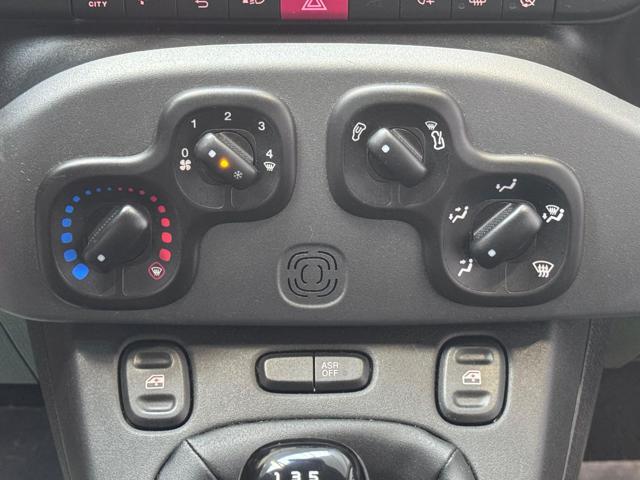 FIAT Panda 1.0 FireFly S&S Hybrid City Life NEOPATENTATI
