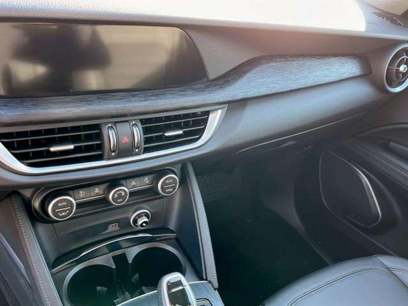 Alfa Romeo Stelvio 2017 2.2 t Executive rwd 190cv auto my19