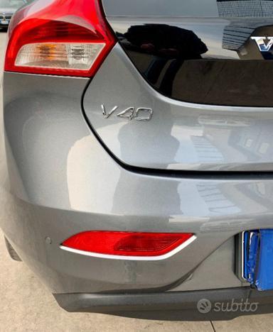 VOLVO V40 D2 Geartronic Kinetic EURO 6B