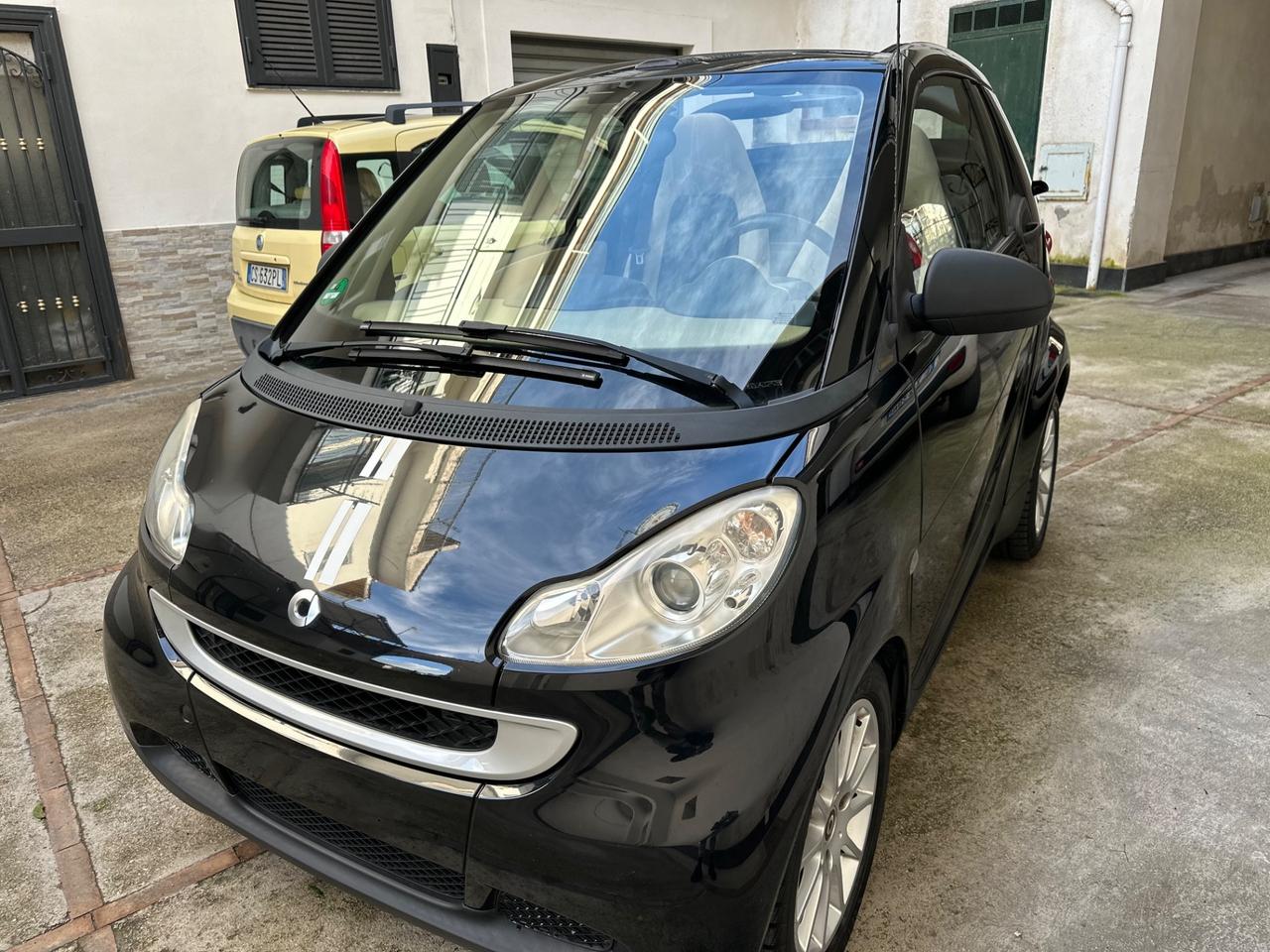 Smart ForTwo 1000 52 kW MHD cabrio pure