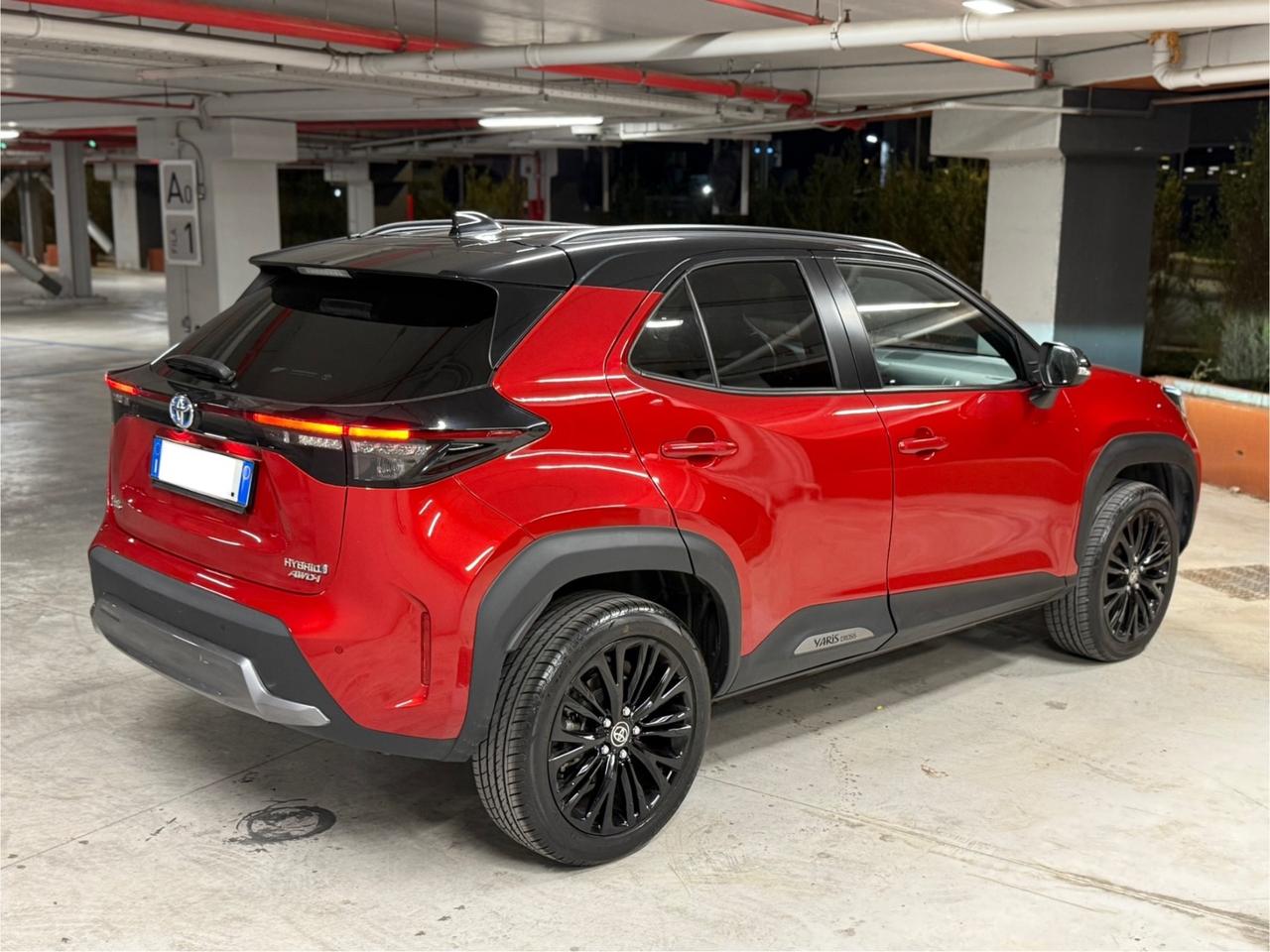 Toyota Yaris Cross 1.5 Hybrid 5p. E-CVT AWD-i Adventure