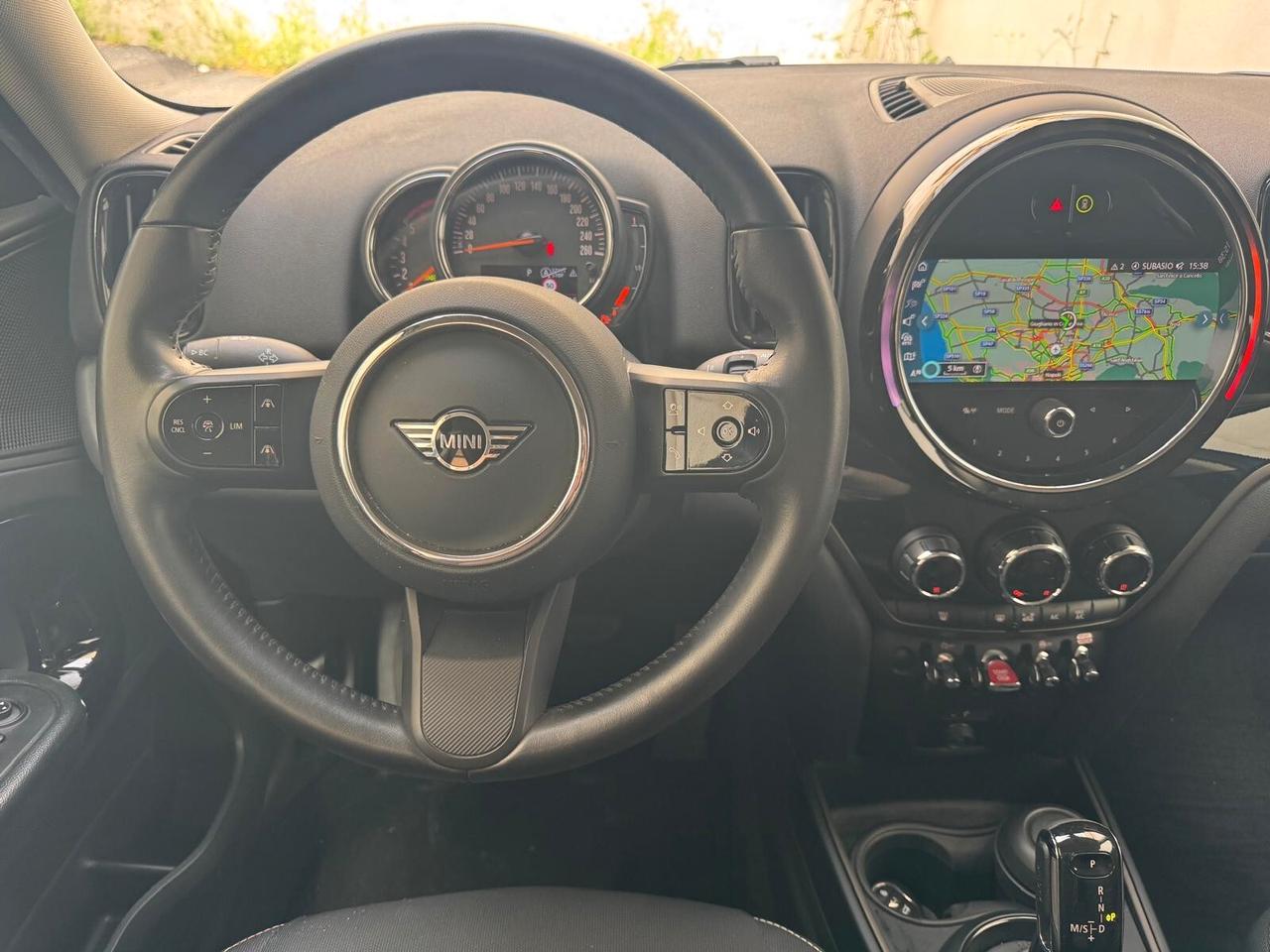 Mini One Countryman 2.0 Cooper D Untamed Edition