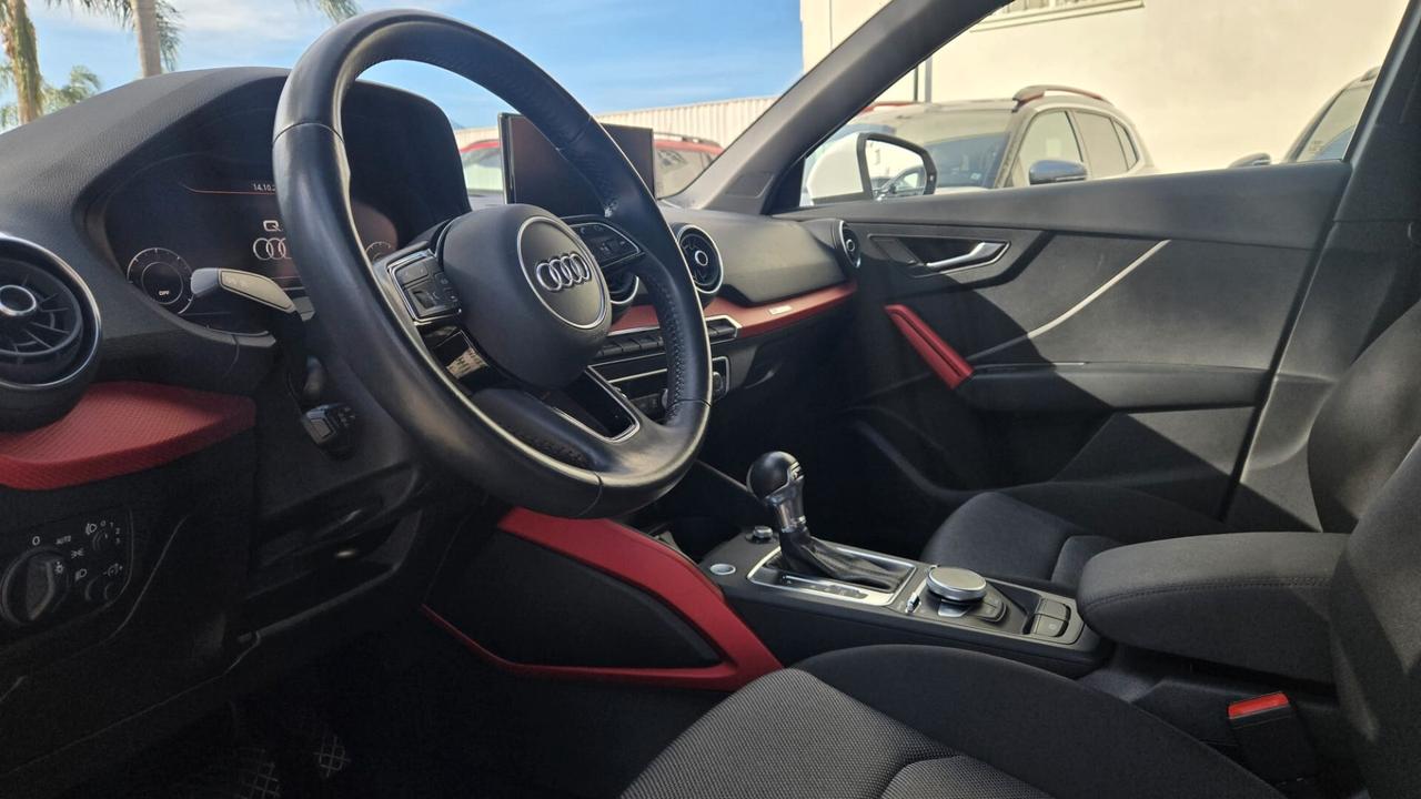 Audi Q2 30 1.6 tdi 115CV S line Edition S-Tronic Cockpit