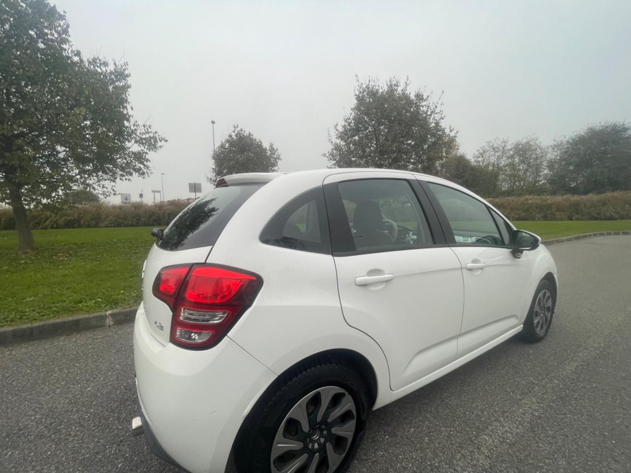 Citroen C3 1.4 HDi 70 White Selection